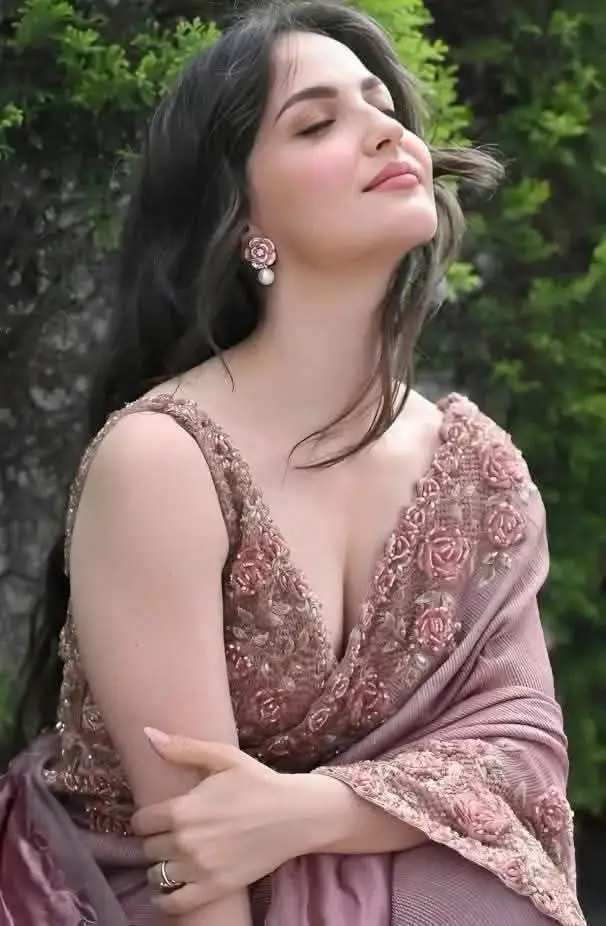 UNA CALL GIRL 9155070105 CALL GIRL IN  ESCORT SERVICE 
